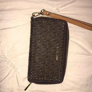 Michael kors wallet excellent condition